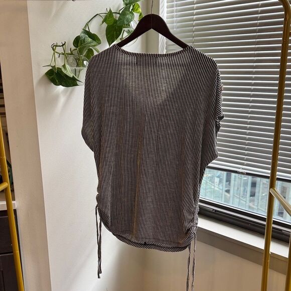 French Laundry Black and White Striped V-Neck Blouse - Picture 3 of 6